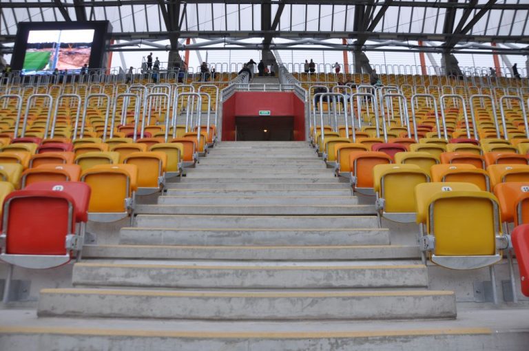 Stadionowe trybuny