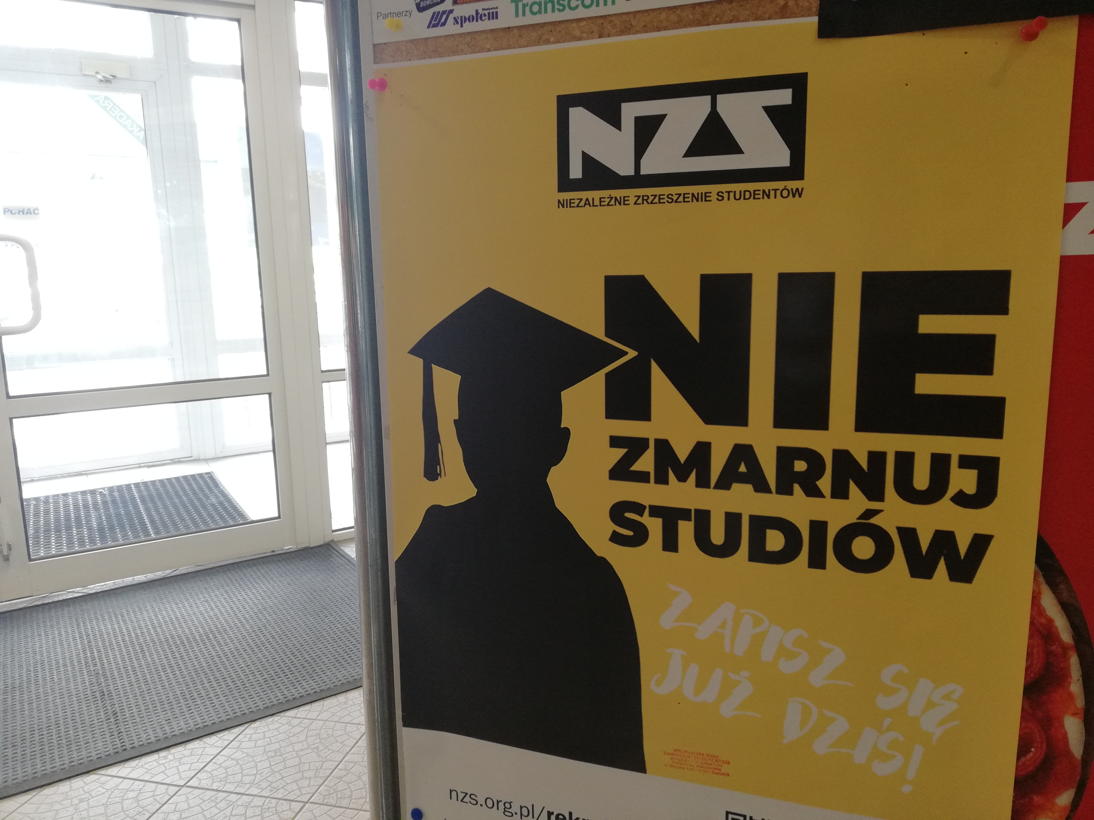 Plakat promujący organizację NZS