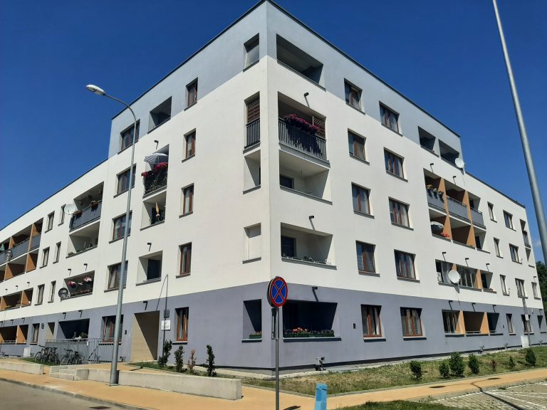 Biało - szary blok
