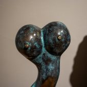 Rzeźba - piersi kobiety