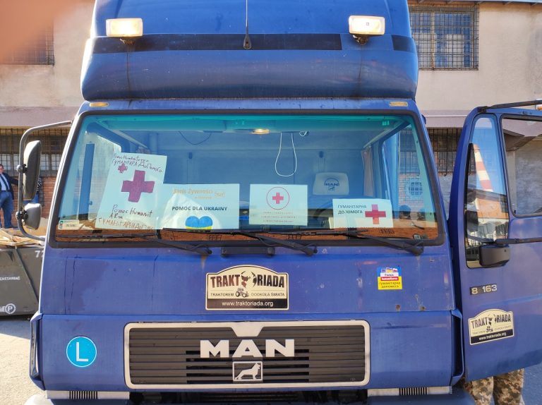 Tir z pomocą humanitarną na Ukrainę
