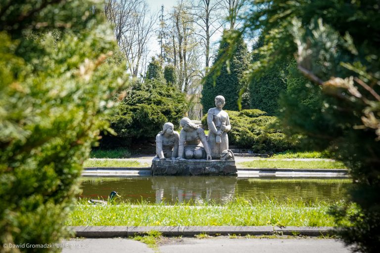 Pomnik Praczek w białostockim Parku Planty