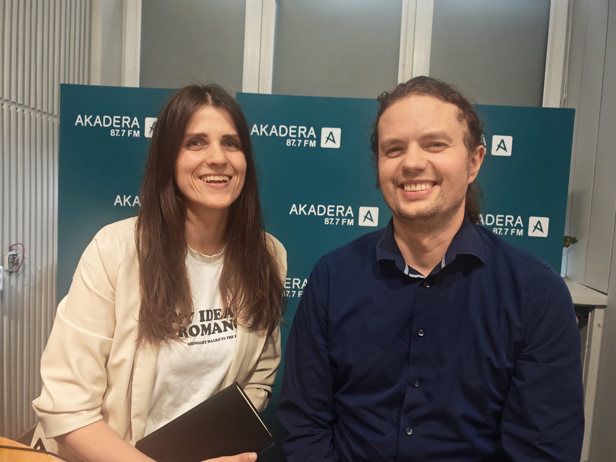 Karolina i Grzegorz Goski w studio Radio Akadera.
