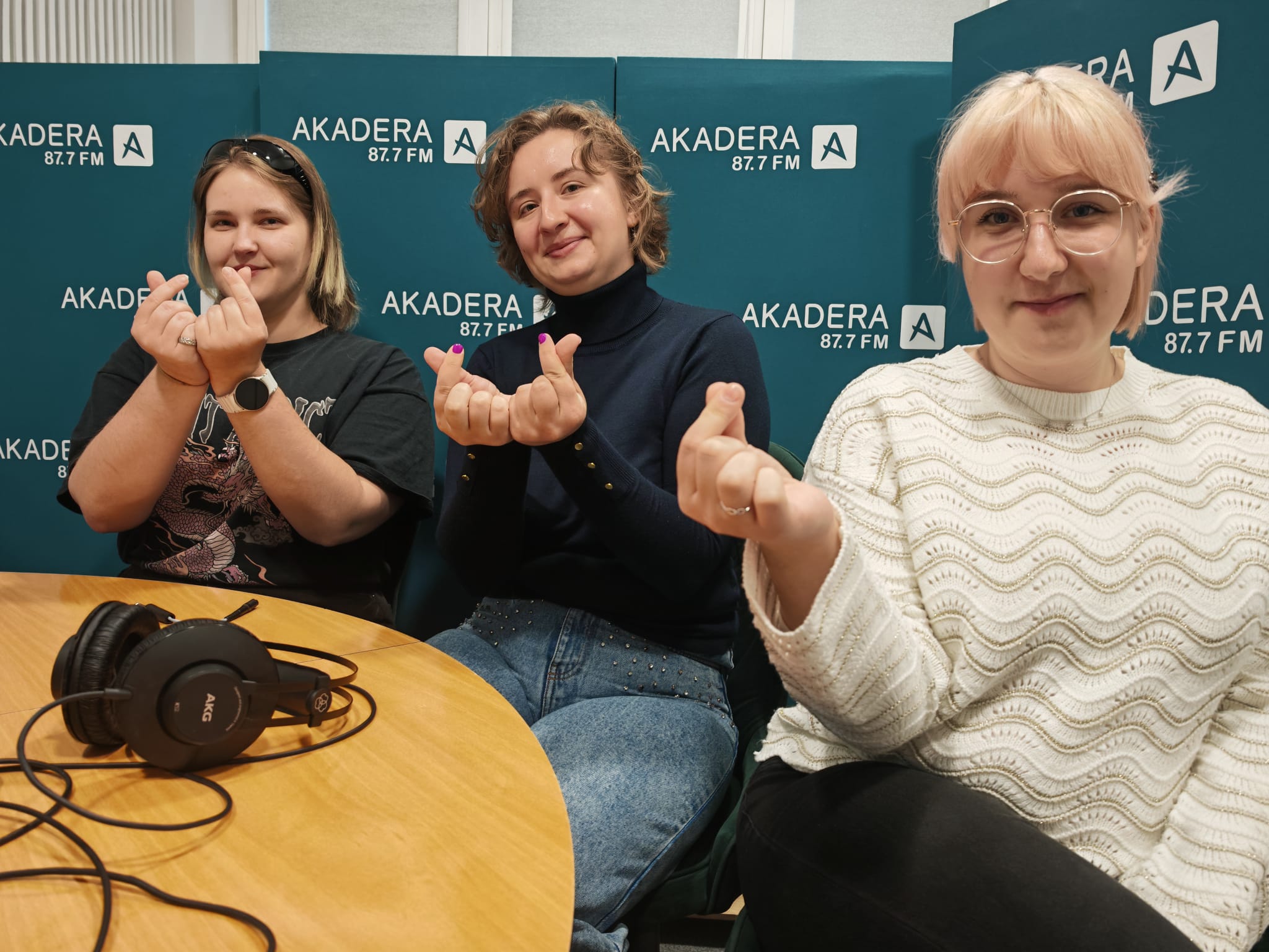 Koordynatorki Moricon w studio Akadera