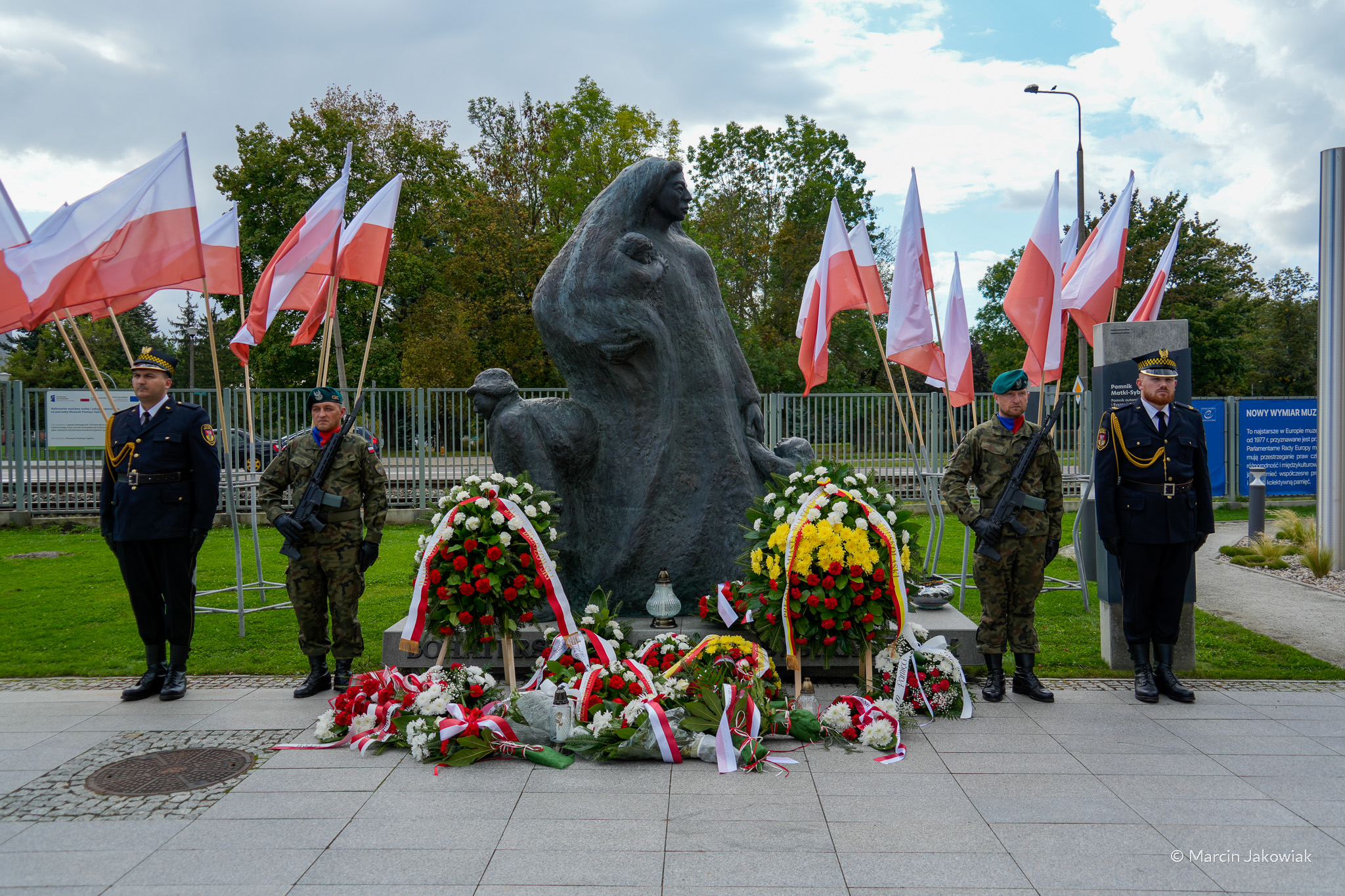 Pomnik Matki Sybiraczki