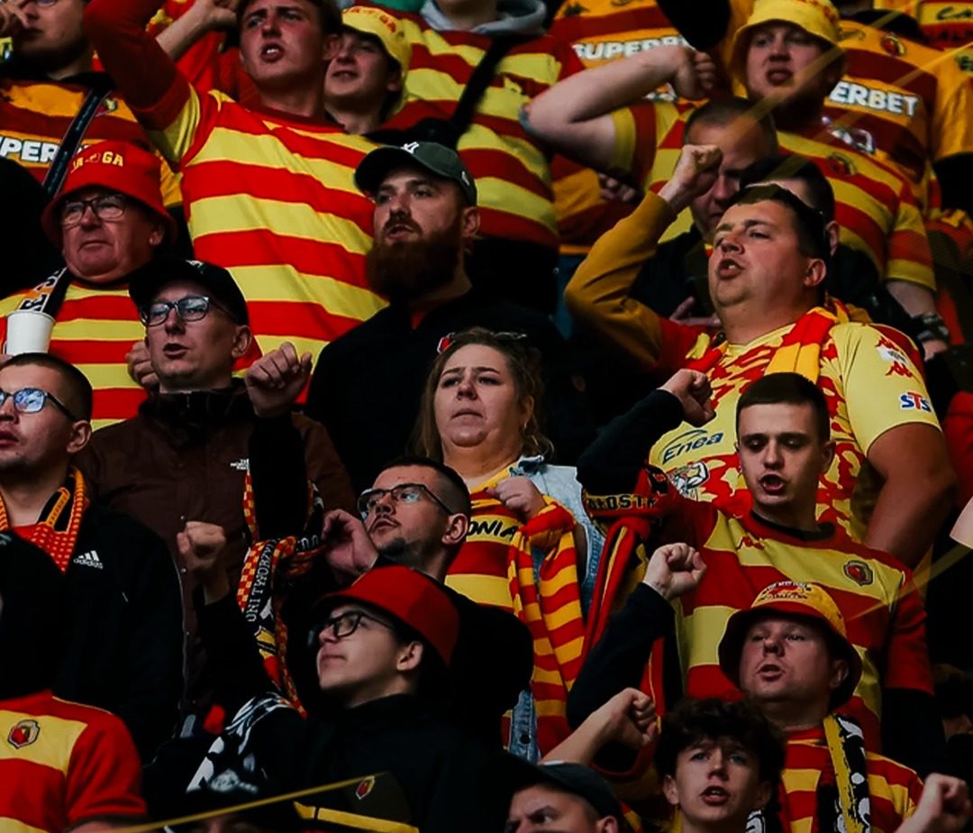 Kibice na meczu jagiellonia-górnik