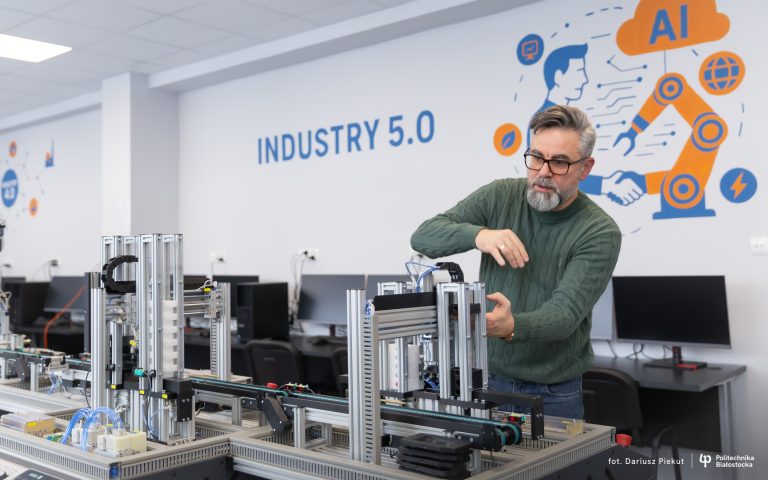 2026-02-11-laboratorium-Przemysł-5.0-fot-Dariusz-PIekut-PB