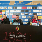 adrian-siemieniec-konferencja-prasowa-jagiellonia-bialystok-sławomir-abramowicz